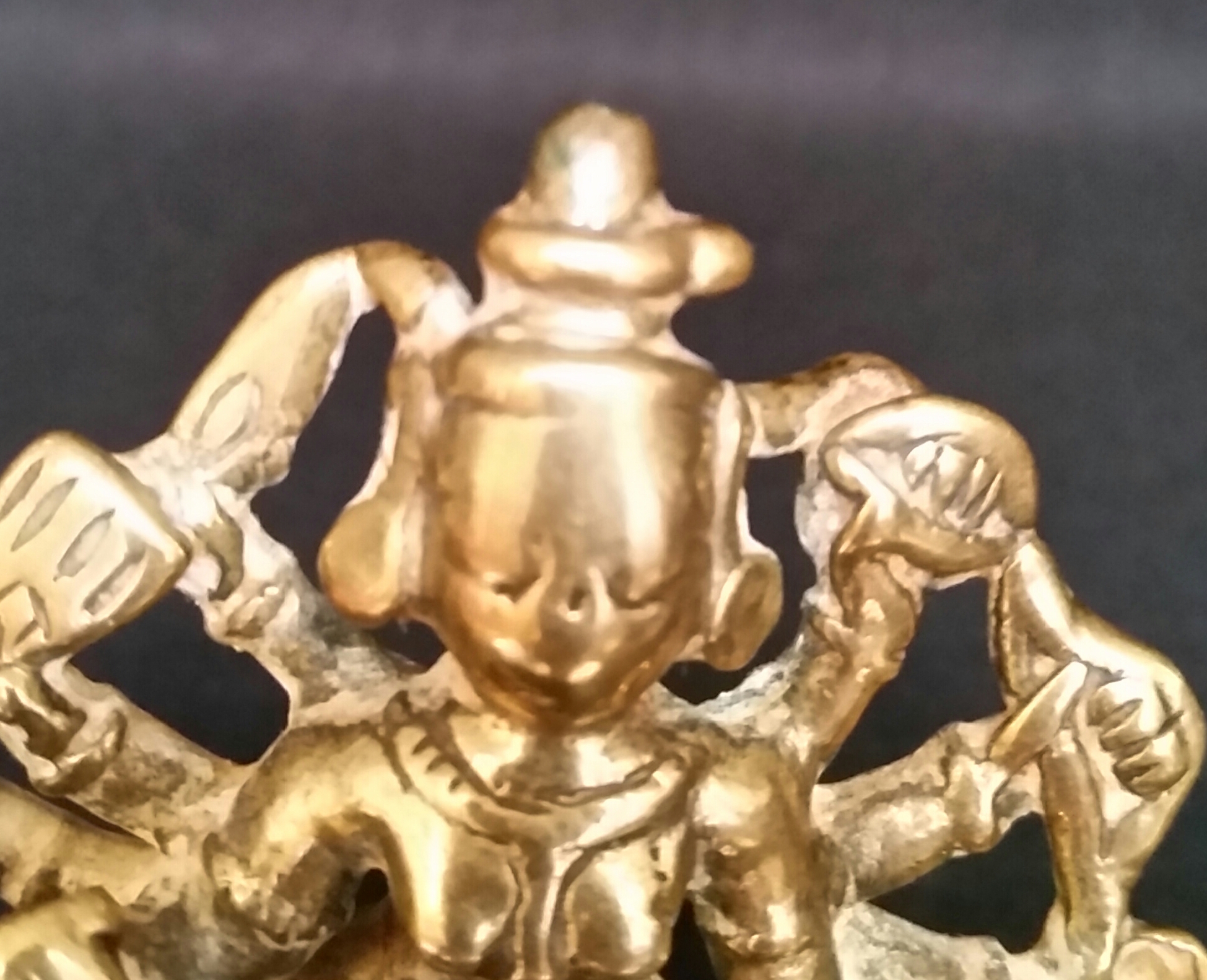 mardini-linga-closeup