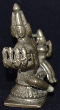 Sadasiva consort right