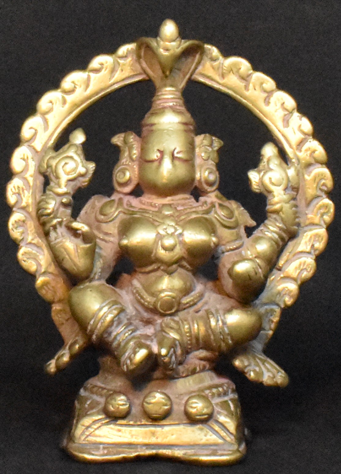 Durga seated Prabhavali.jpg