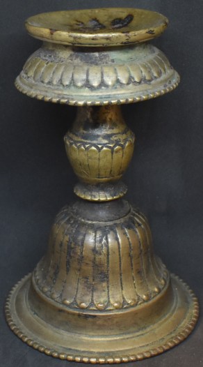 Nepal lamp base
