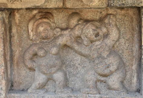 Darasuram Gana playing